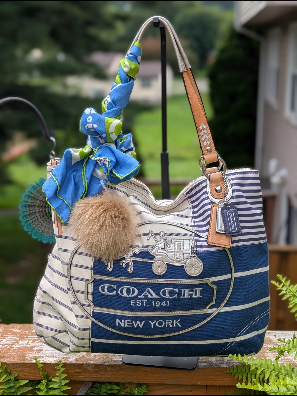 Coach New York Hamptons Weekend Patchwork Tote Bag (M1126-19618)
